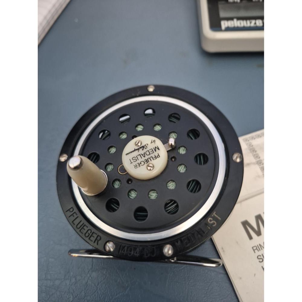 Pflueger Medalist 1494 Model Cj Fly Fishing Reel W Paperwork
